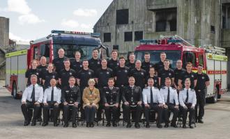 Team photo of recruits, instructors and senior officers
